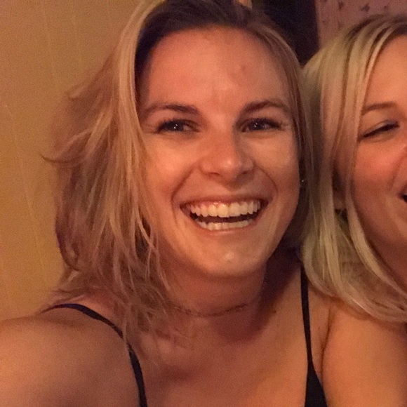 Meet your Posher, Meghan - Picture 1 of 1